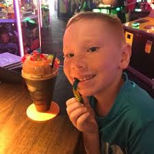 Daniel Deville (@danieldeville011)