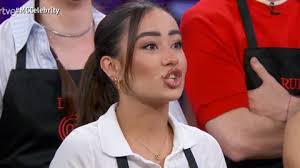 El aplaudido alegato de Marina Rivers contra el despilfarro de los famosos:  «Pierden el vínculo con la realidad de la gente normal»