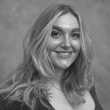 Talia Buckley's Instagram, Twitter & Facebook