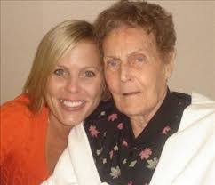 Kate Munter's Instagram, Twitter & Facebook