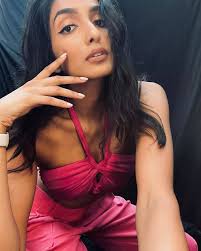 Small-town beauty Aishwarya Sushmita conquers the modelling industry with  her charm- The Etimes Photogallery Page 10