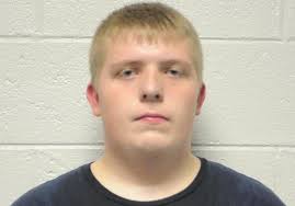 North Warren's Joey Sprague steps up for decisive win