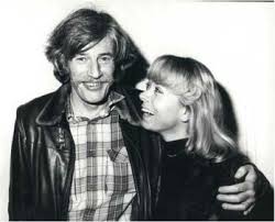 C'est de ses origines sociales signee par la compagnie de disques de gerard meys apres une tournee internationale, isabelle aubret enregistre des adaptations de succes etrangers (? Isabelle Aubret Et Jean Ferrat Jean Ferrat Chanteurs Francais Chanteur