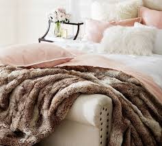 If you're looking for the perfect throw, this guide has you covered. 21 Trendy Faux Fur Throw Blankets For Fall Winter And Holidays Candie Anderson