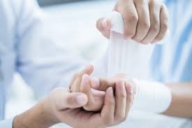 With specialized training in family medicine and general medicine, these doctors handle a variety of undiagnosed. Wound Care L Las Vegas L Injury Treatment