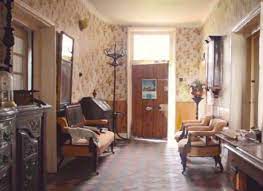 1 of 27well equipped kitchen. It Looks Like A Simple Old Farmhouse But Inside It S Stuck In The 1940s 1940s Home 1940s Interior 1940s Farmhouse