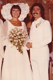 See full list on biography.com The Shocking Scandalous Marriage Of Robert And Kris Kardashian Page Six