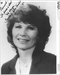 Niki Mason's Instagram, Twitter & Facebook