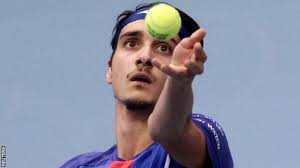 Lorenzo sonego con una fabulosa dejada desde el fondo de la pista a la que no. Lucky Loser Lorenzo Sonego Shocks Djokovic At Vienna Magic On Field