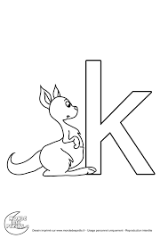 Colorier les lettres pour apprendre l'alphabet. Monde Des Petits Coloriages A Imprimer