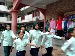 Rendah buku tulis bukumotivasi cd interaktif kamus majalah novel grafik pakej lengkap prasekolah poster puzzle. Skbtk Perhimpunan Unit Beruniform Tkrs Tunas Kadet Facebook