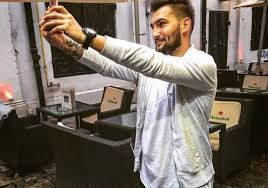 Fiul fostului fotbalist, ilie dumitrescu, a ajuns în atenția judecătorilor, după ce a fost acuzat că a vândut cocaină. Qiptaeavzym Dm