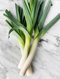 Microwaves have many uses including radar, radio astronomy, and to heat food in a microwave oven. What Are Leeks And How To Cook Them Recipe Love And Lemons