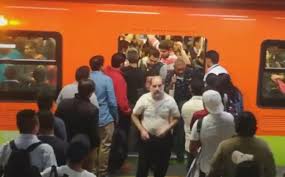 Cómo lucía la estación olivos de la línea 12 del metro en ciudad de méxico. Las Filas Ordenadas En 14 Estaciones Del Metro Son Obra De Un Proyecto De La Unam Verne Mexico El Pais