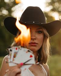 Amanda Deckard (deckard_amanda)