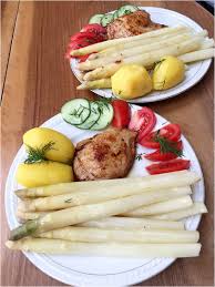 Juni die schafskälte dem ende zu; 24 Juni Johannistag Das Letzte Spargelessen Foto Bild Food Stillleben Fotografie Bilder Auf Fotocommunity