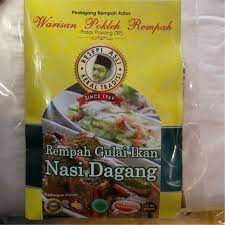 ناسي داڬڠ, trader's rice) is a malaysian dish consisting of rice steamed in coconut milk, fish curry and extra ingredients such as pickled cucumber and carrots. Rempah Gulai Ikan Nasi Dagang Siap Resepi Shopee Malaysia