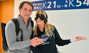 Posted by lalakaynetblog at 1:57 pm. Estelle Lefebure Invitee De Rendez Vous En Terre Inconnue Telecable Sat Hebdo