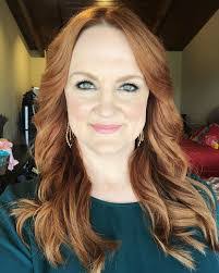 Suzanne Peasley's Instagram, Twitter & Facebook