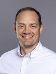 Matthew Cabe's Instagram, Twitter & Facebook