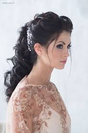 A low bun, or chignon wedding hairstyle can evoke feelings of a vintage hairstyle for black brides. 22 Bride S Favorite Wedding Hair Styles For Long Hair Deer Pearl Flowers