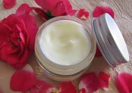 Recette Creme De Nuit Aux Huiles Essentielles Aroma Zone Creme De Nuit Recettes De Parfum Produits De Beaute Faits Maison