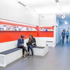 The current mayor is josh hettinger, a 1999 graduate of zane trace high school. Arbeiten Bei Adelphi Glassdoor