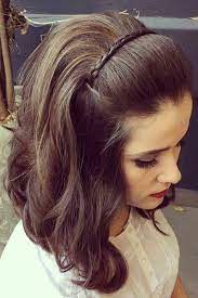 This hairstyle features curling the hair at the bottom. 15 Elegance Cute Hair Style For Medium Hair To Attend The Party Fashiotopia Short Wedding Hair Medium Hair Styles Short Hair Styles