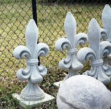 Fleur de lis finial with crown center. Fleur De Lis Garden Statues 3 Metal Garden Fencing Home Garden Design Metal Garden Art