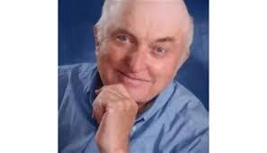 Linda Lenk's Instagram, Twitter & Facebook