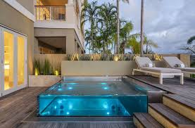 Acrylic Wall 2 Sided Spa With Bench Seating 127 X 120 X 48 5 Small Pools Infinity Pool Backyard Small Indoor Pool