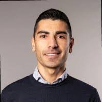 Lisa Giovannelli's Instagram, Twitter & Facebook