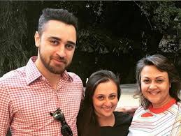 Avantika Malik On Divorce With Actor Imran Khan Actor Imran Khan S Wife Avantika Made A Big Statement About Their Broken Relationship Said Moving Away From Someone May Fix Something Thenewscrunch After reports of bollywood actor imran khan and wife avantika malik's separation started doing the rounds, reporters reached out to the actor to get his response.