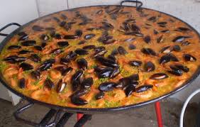 Résultat de recherche d'images pour "paëlla géante"