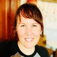 Michelle Lennox's Instagram, Twitter & Facebook