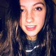 sarah dinsdale (@sarah_dinsdale)