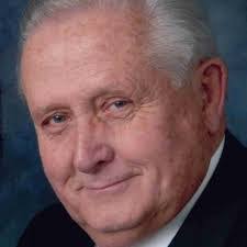 Renee Brooker's Instagram, Twitter & Facebook