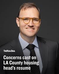 Sonny Kahn's Instagram, Twitter & Facebook