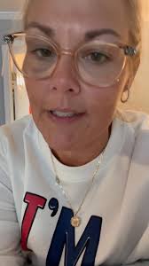 Let's do some fun hair with L'ange!! Be sure to click the link for the  AMAZING sale currently going on!! http://t.ibwow.com/SHhz