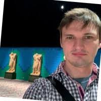 Dimitrius Davis's Instagram, Twitter & Facebook