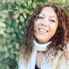 Amanda Rahm's Instagram, Twitter & Facebook