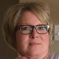 Anne Hunsaker's Instagram, Twitter & Facebook