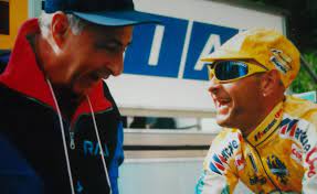 Il sandro che chiedeva la linea ad ameri. Ciao Claudio A Te La Linea Ferretti Vai Ispirazionesportiva Com