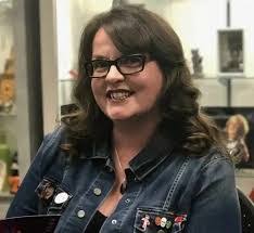 Sarah Suki's Instagram, Twitter & Facebook