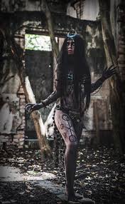 Leia as melhores histórias escritas pelos fãs de esquadrão suicida com o gênero magia sem a tag lesbicas Entrevista Carol Pizarro