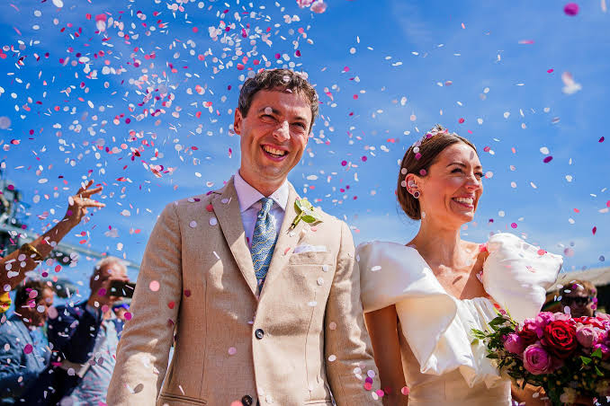 Finding the Perfect Wedding Photographer: A Comprehensive Guide