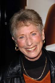 Mary Lee Pfeiffer — Stock Editorial Photo © s_bukley #16001123