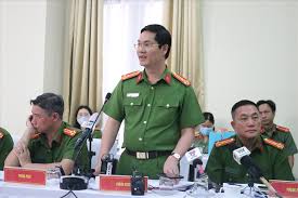 Chiều 16/12, công an tp.hcm đã thực hiện lệnh khởi tố, bắt tạm giam và khám xét nơi ở, nơi làm việc của nguyên phó bí thư thành ủy tp.hcm tất thành cang liên quan việc công ty tân thuận (ipc) bán chỉ định cổ phiếu cho nguyễn kim tại sadeco. Ong Táº¥t Thanh Cang Va 19 Ca Nhan Lien Quan Ä'áº¿n Sai Pháº¡m Phat Hanh Cá»• Phiáº¿u Tin Tá»©c Má»›i Nháº¥t 24h Ä'á»c Bao Lao Ä'á»™ng Online Laodong Vn