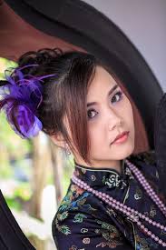 復古風情黑袍--Nina