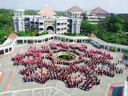 Buat kamu yang tertarik untuk menyelesaikan permasalahan kesehatan yang ada di masyarakat, jurusan ini sangat cocok buat kamu. 5 Universitas Yang Ada Jurusan Administrasi Rumah Sakit Terbaik Mamikos Info